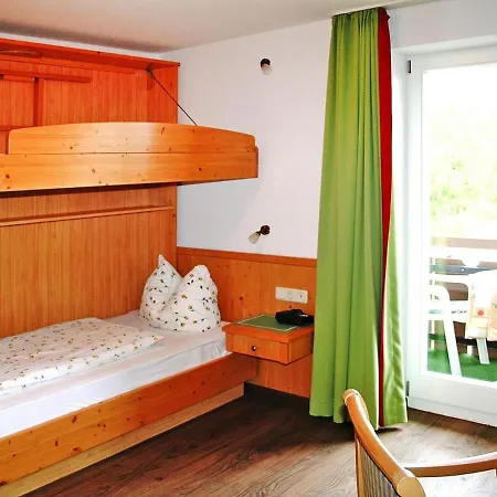 Daire Pretty Holiday In Dreamlike Setting Of Tegernsee Bad Wiessee