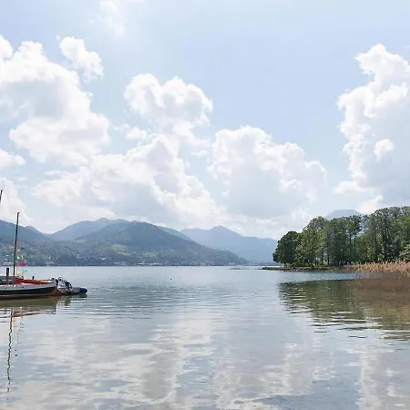 Daire Pretty Holiday In Dreamlike Setting Of Tegernsee *